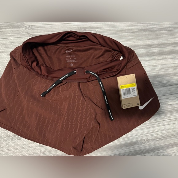 SUPER BOWL SALE Brown Nike Running shorts - Picture 2 of 3